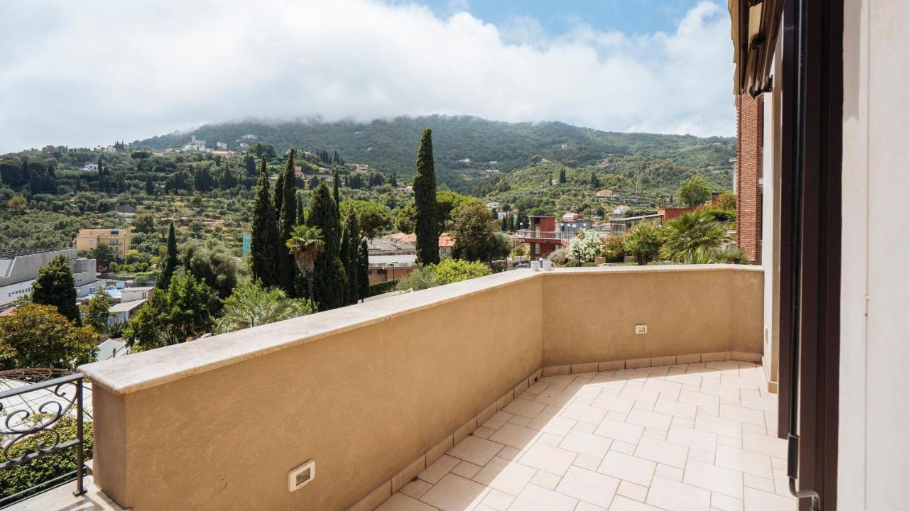 Parco Villa Fiske 2 Alassio Extérieur photo